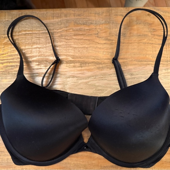 Victoria's Secret Other - Victoria's Secret Black Bra with Adjustable Straps and Underwire